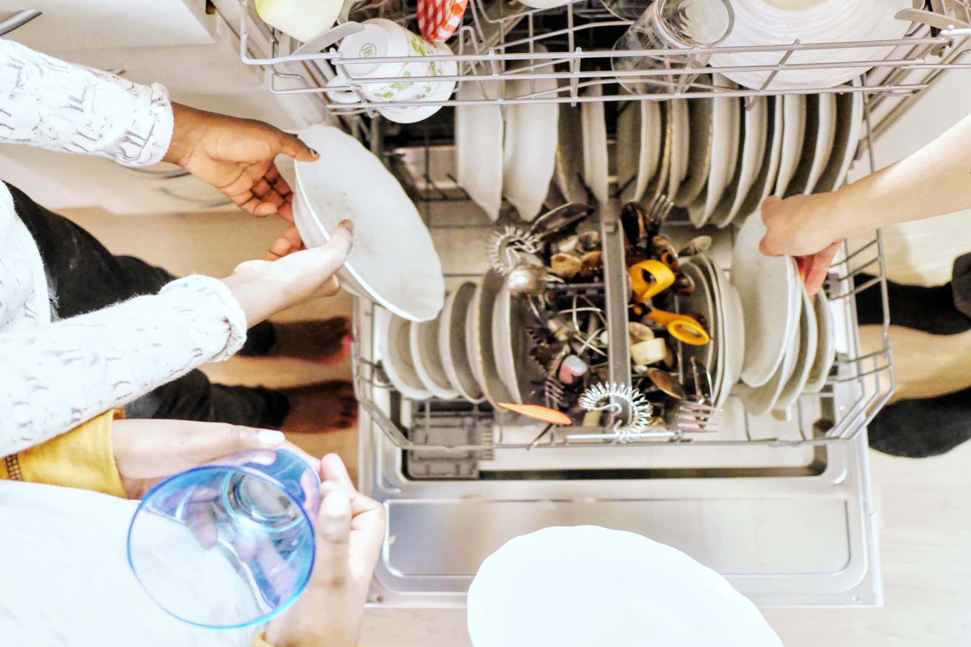 Starfix - What Not to Load Into Your Dishwasher and Why